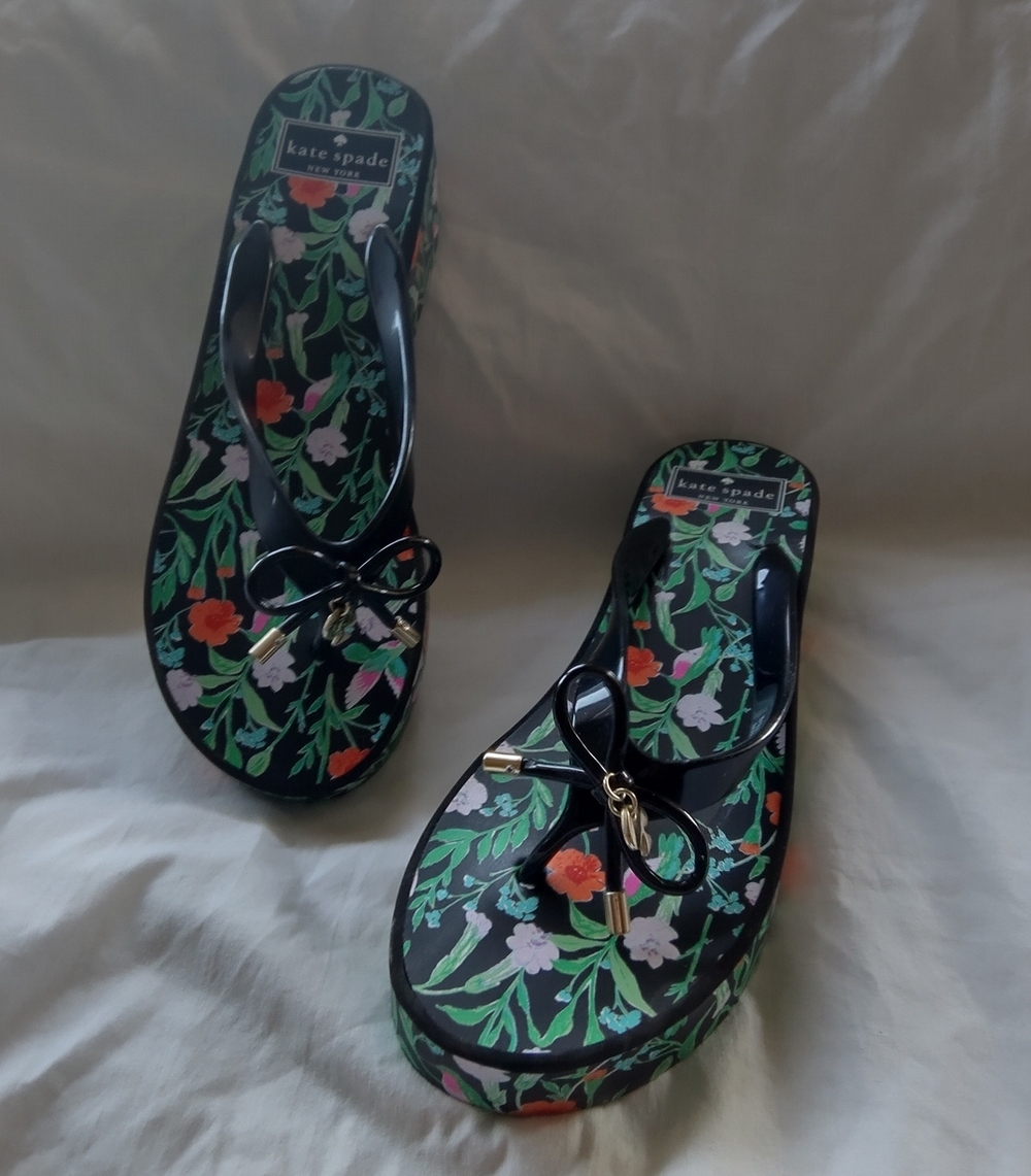 NWOT Kate Spade Black Floral Bow Platform Jelly Sandals